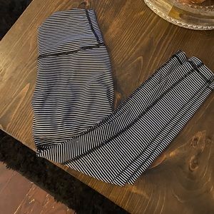 LULULEMON wunderunder cropped